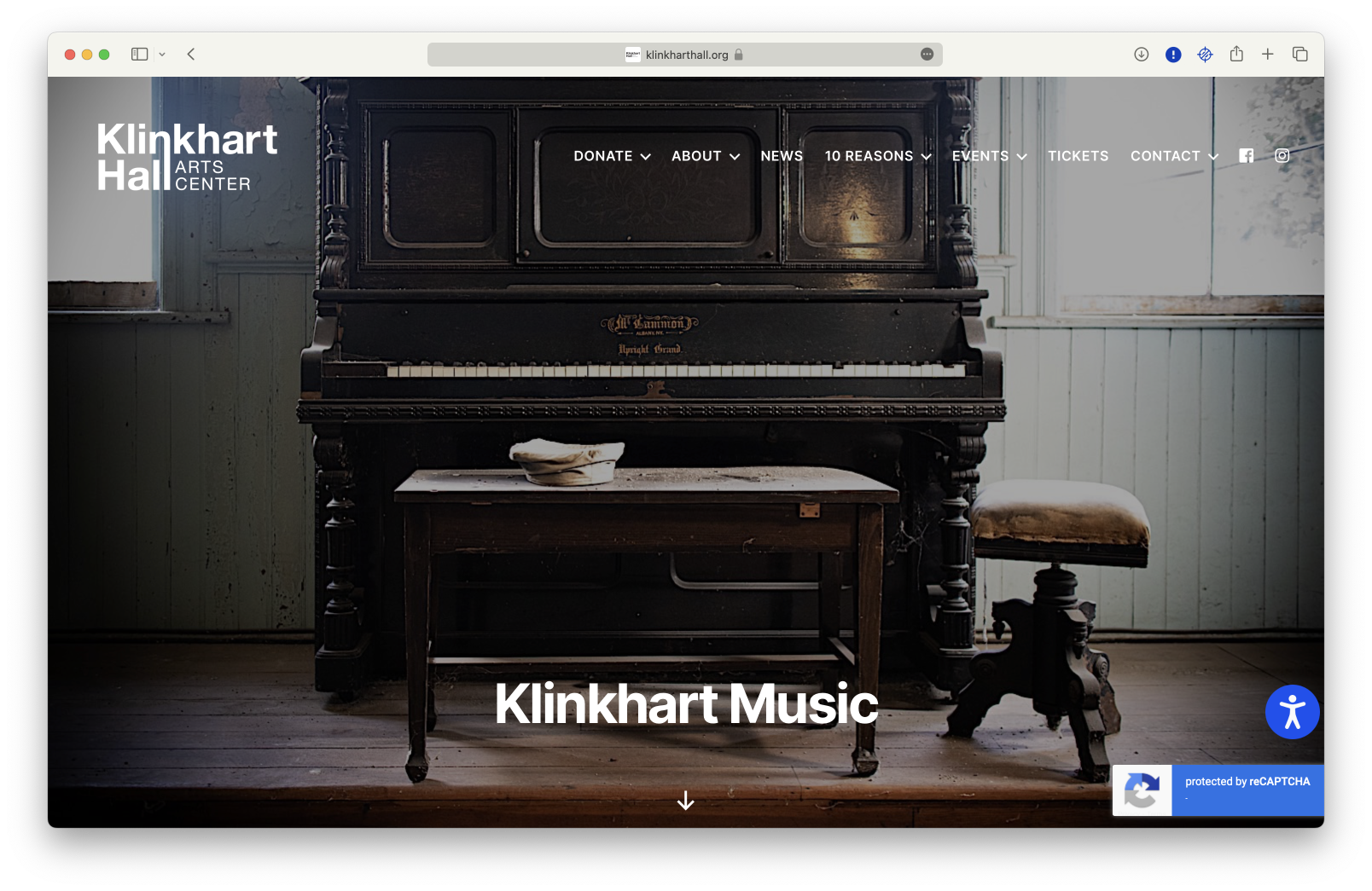 A website showcasing the historic Klinkhart Hall with an old piano.